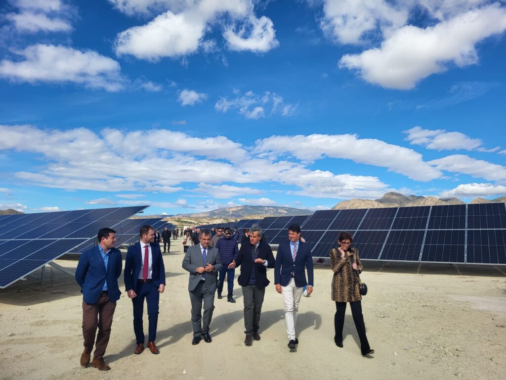 Planta de Energía Fotovoltaica 'Cabezo de las Piedras' en El Fenazar Molina Inauguración Foto1