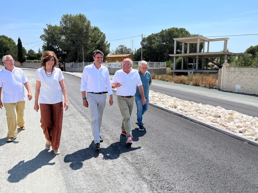 Obras revestimiento de talud en urbanización El Romeral Foto1